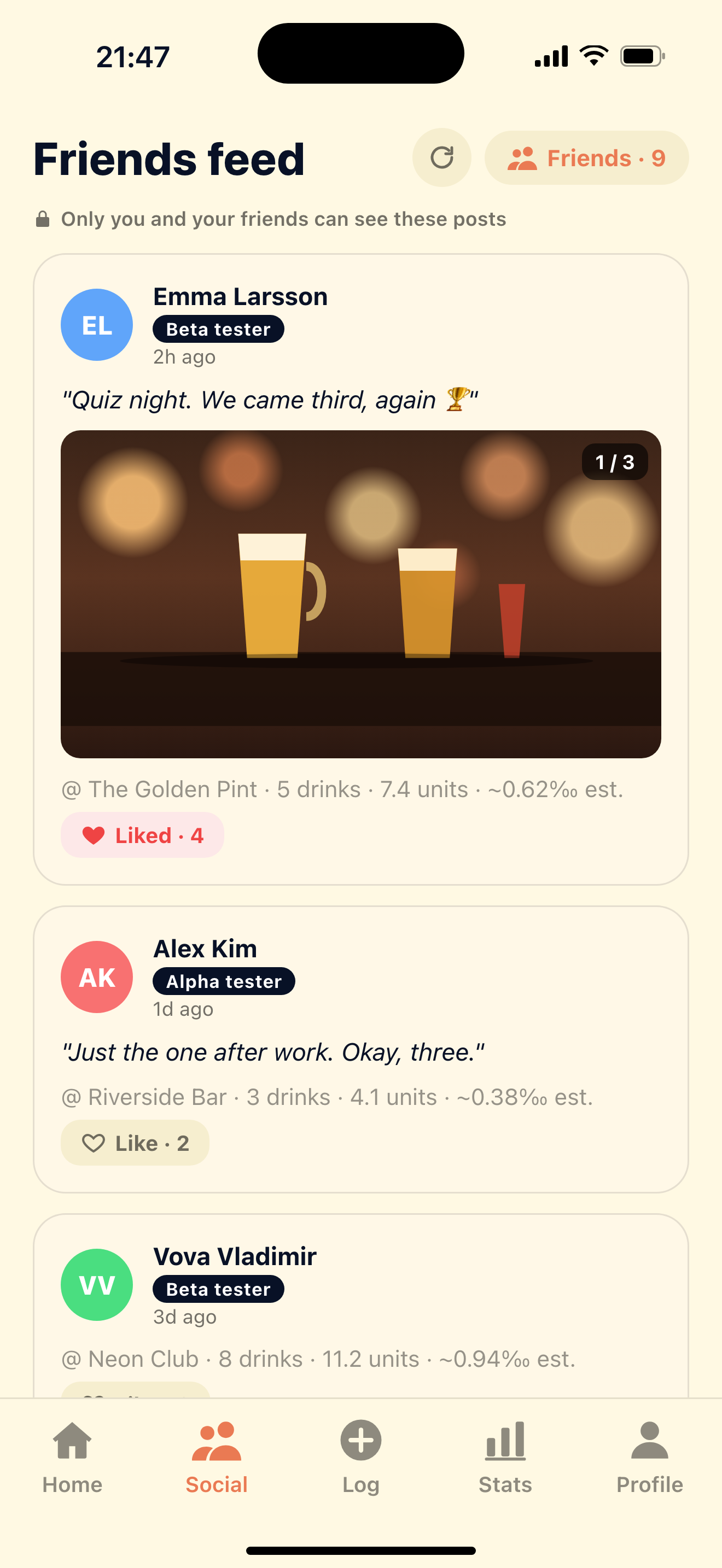 Friends feed with session posts from friends, likes, and a photo